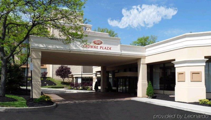 Hotel Ramada By Wyndham Cleveland Independence Exterior foto